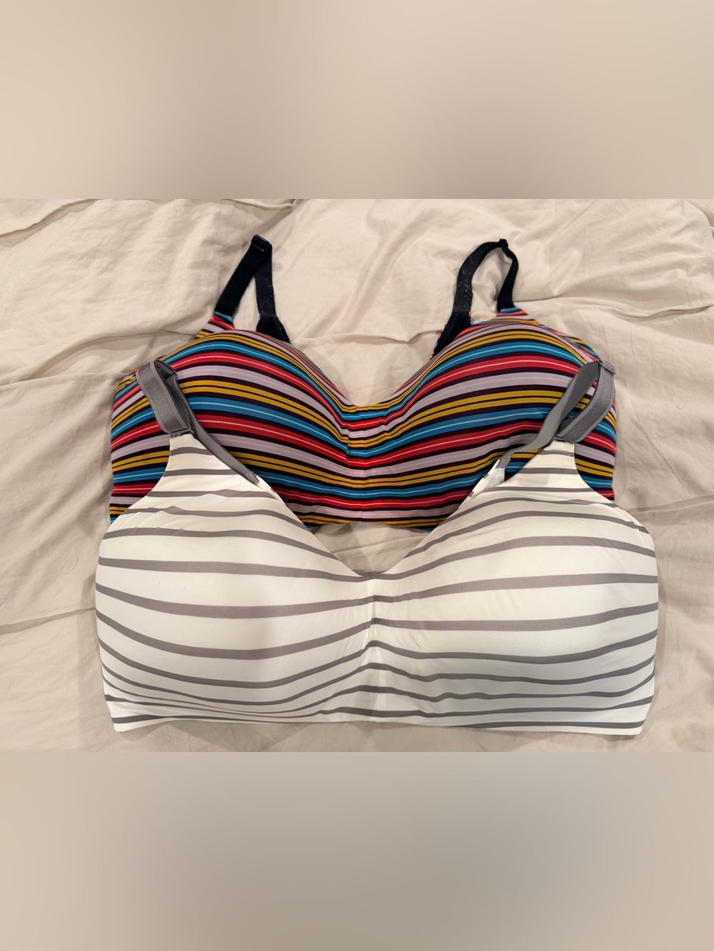 2 Torrid Curve Bras 42G